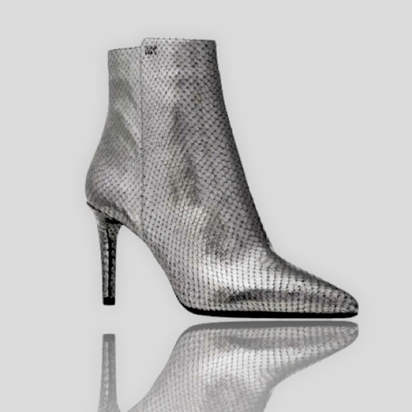 🛑BOGO 🆕Michael Kors Regal “Gunmetal” Metallic High-ankle Boot - Picture 7 of 8